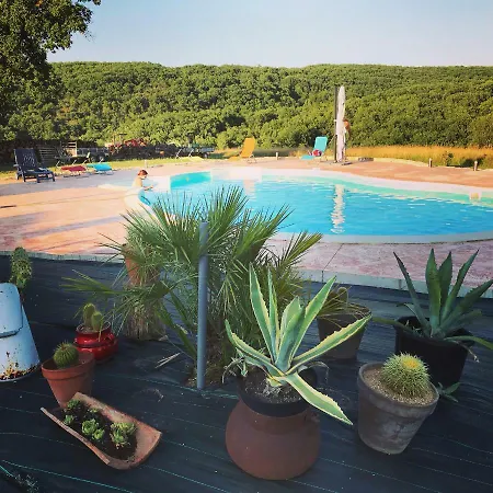 Domaine Du Colombier, D'hotes * Larroque (Tarn)
